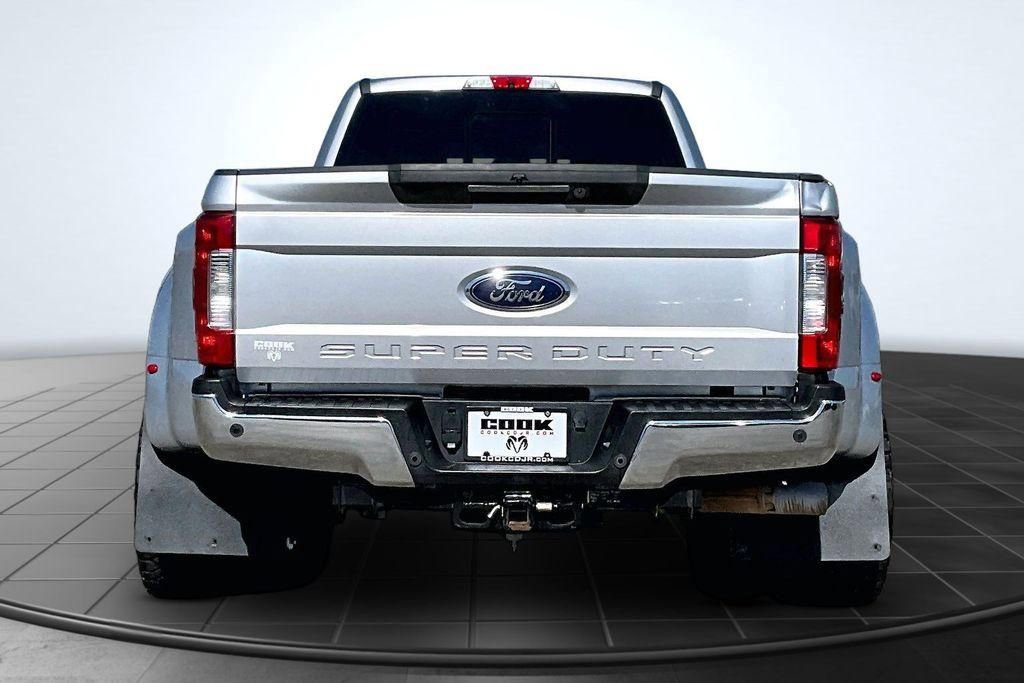 Used 2019 Ford F350 Lariat w/ Lariat Ultimate Package image 4