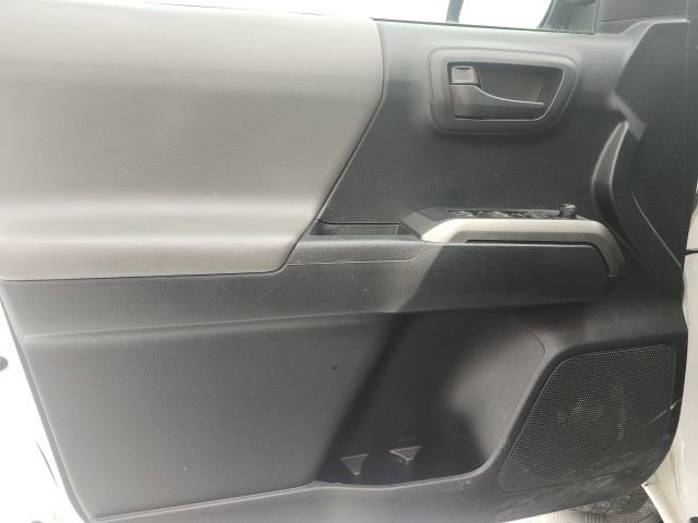 Certified 2019 Toyota Tacoma SR5 RWD image 9