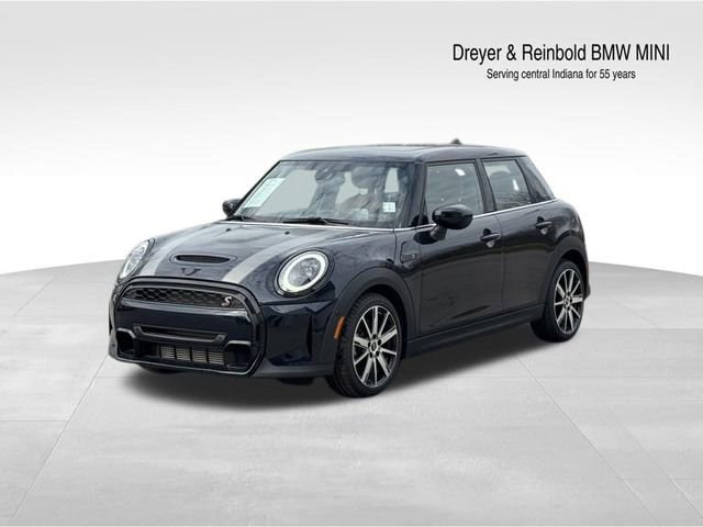 Used 2024 MINI Cooper S image 9