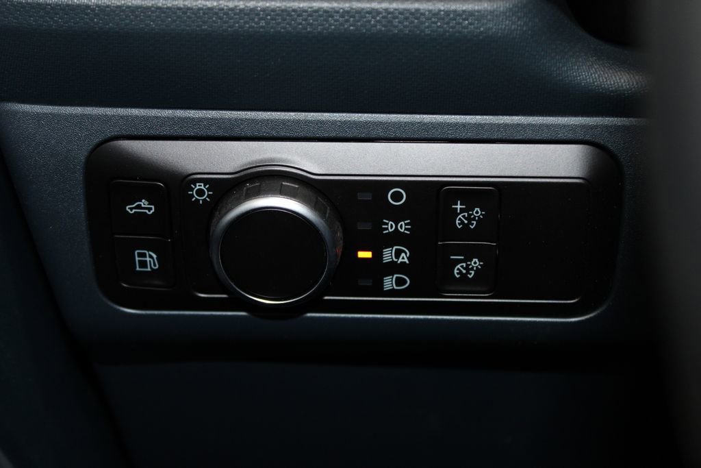 New 2026 Ford Maverick XL image 38