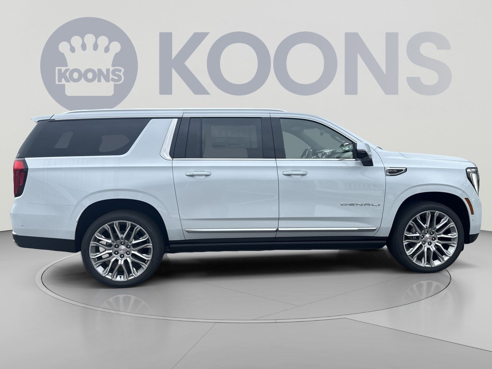 New 2026 GMC Yukon XL Denali w/ Denali Reserve Package AWD/4WD image 5