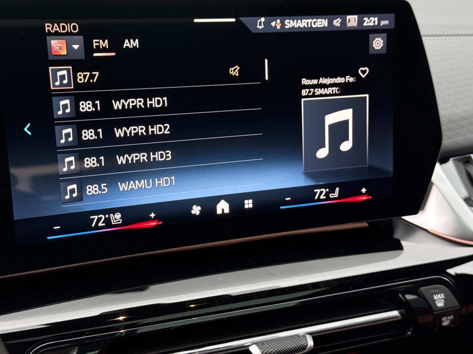 New 2026 BMW X2 xDrive28i w/ Technology Package AWD/4WD image 3