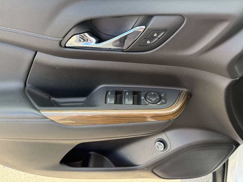 Used 2023 GMC Acadia SLE w/ Driver Convenience Package image 29