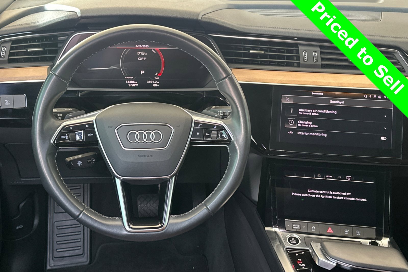 Used 2024 Audi Q8 e-tron Premium image 17