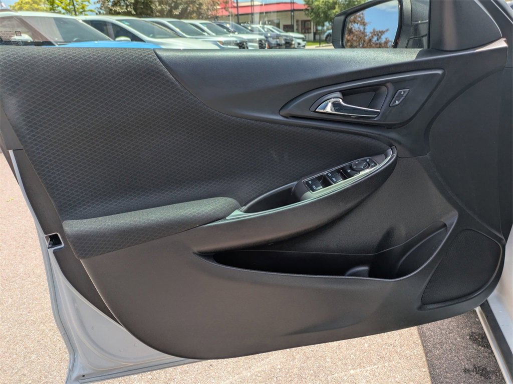 Used 2023 Chevrolet Malibu LS image 10