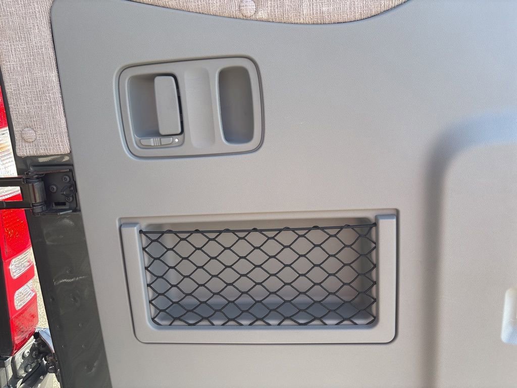 Used 2016 Mercedes-Benz Sprinter 3500 image 18