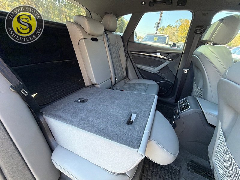 Used 2018 Audi SQ5 Premium Plus w/ S Sport Package AWD/4WD image 19
