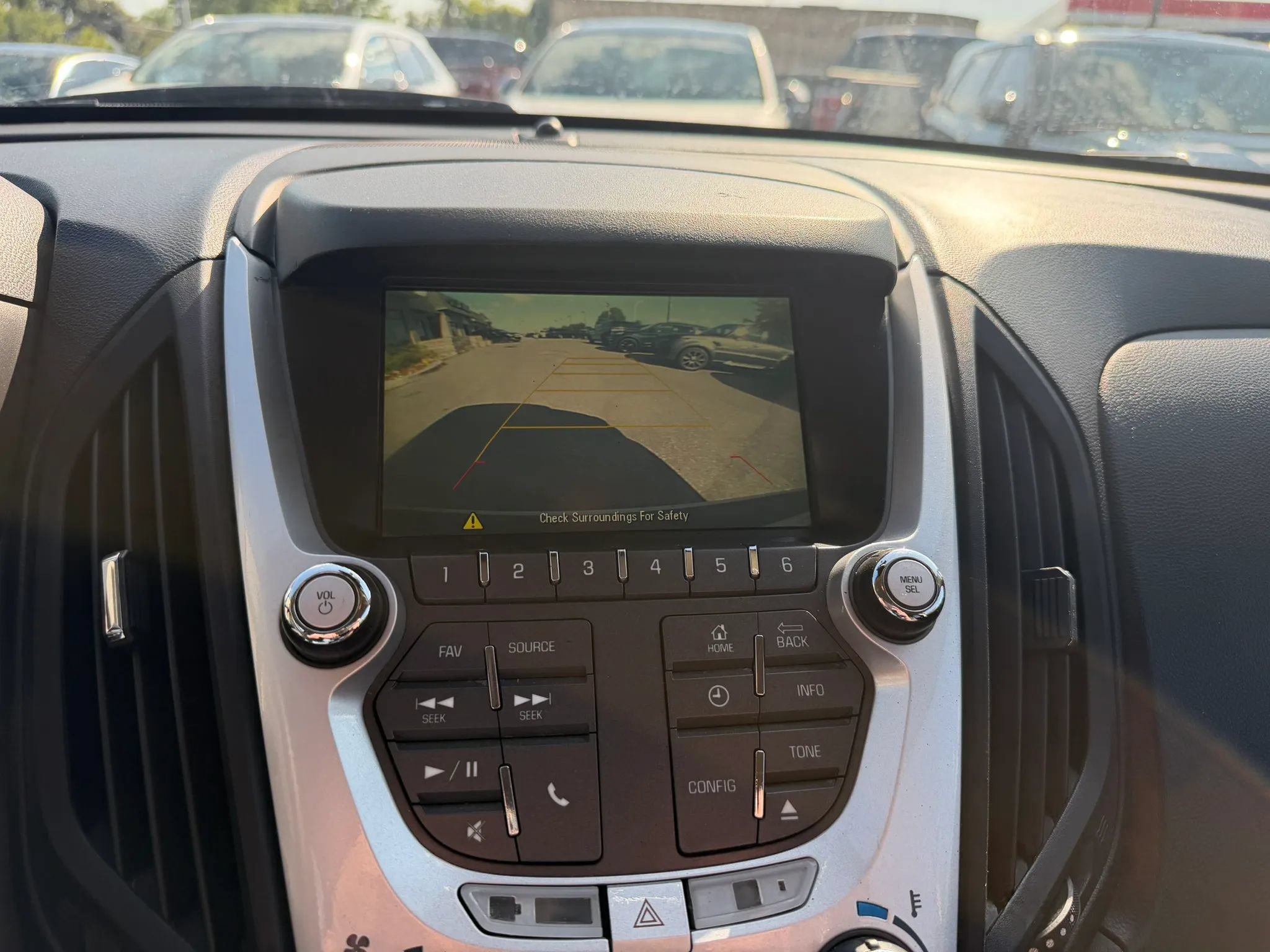 Used 2015 Chevrolet Equinox LT w/ Driver Convenience Package FWD image 16