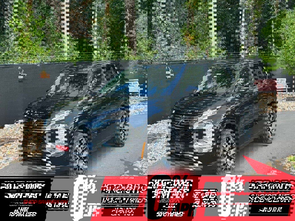 New 2025 Mitsubishi Outlander SE