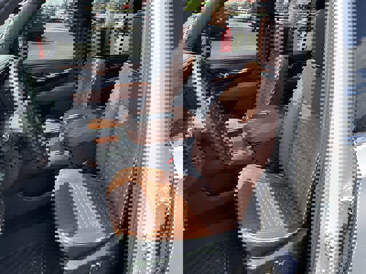 Certified 2024 GMC Yukon Denali Ultimate image 20