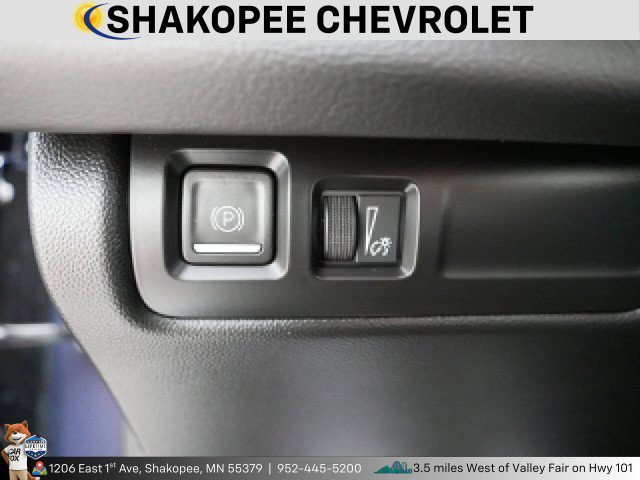 Used 2024 Cadillac XT4 Premium Luxury image 23