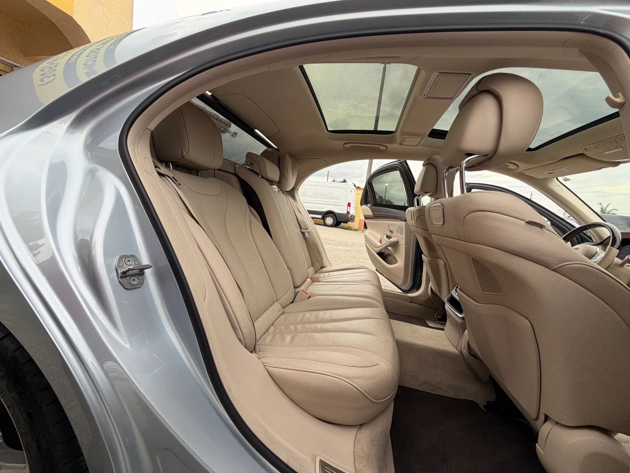 Used 2019 Mercedes-Benz S 450 Sedan image 17
