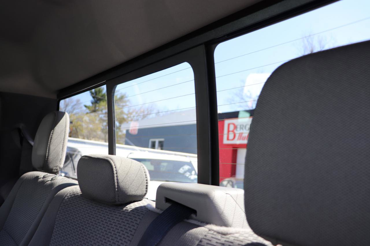 Used 2022 Ford F250 XLT w/ Black Appearance Package image 23