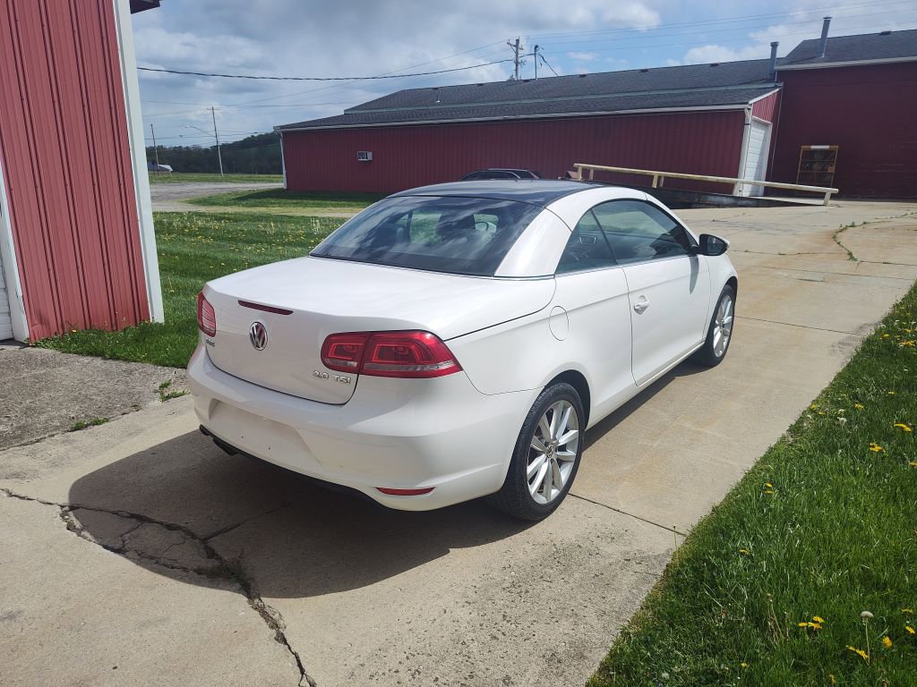 Used 2012 Volkswagen Eos Komfort FWD image 3