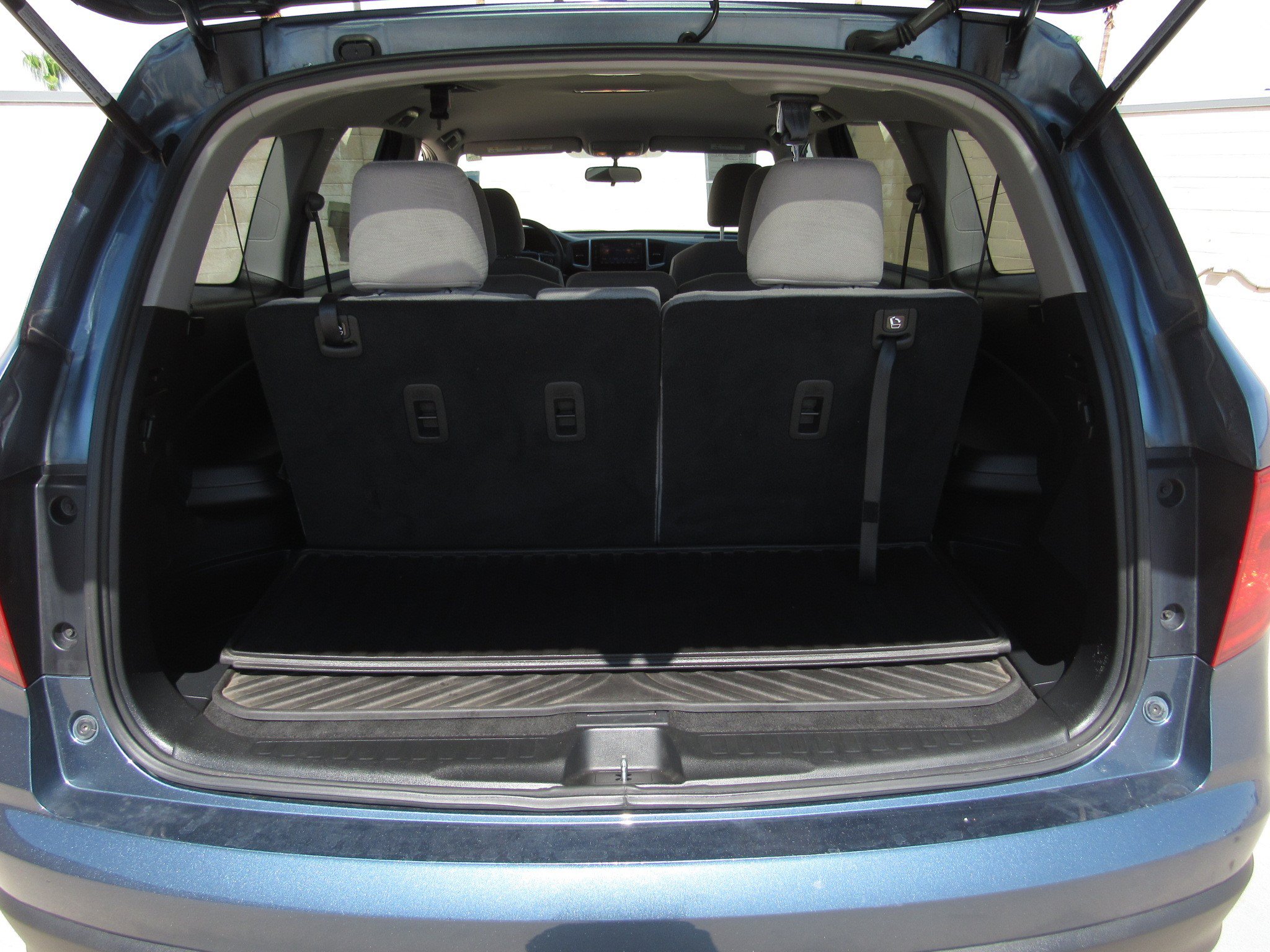 Used 2017 Honda Pilot EX image 12
