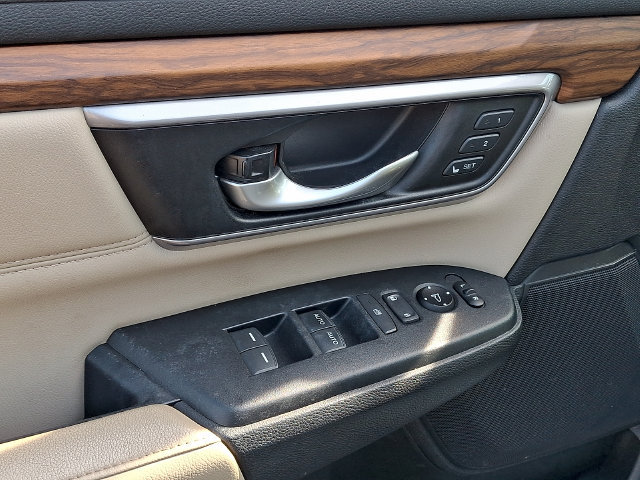 Used 2017 Honda CR-V EX-L image 13