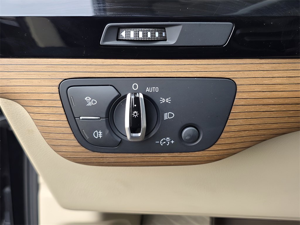 Used 2017 Audi Q7 3.0T Premium image 25