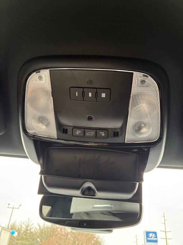 Used 2024 Dodge Durango GT image 35