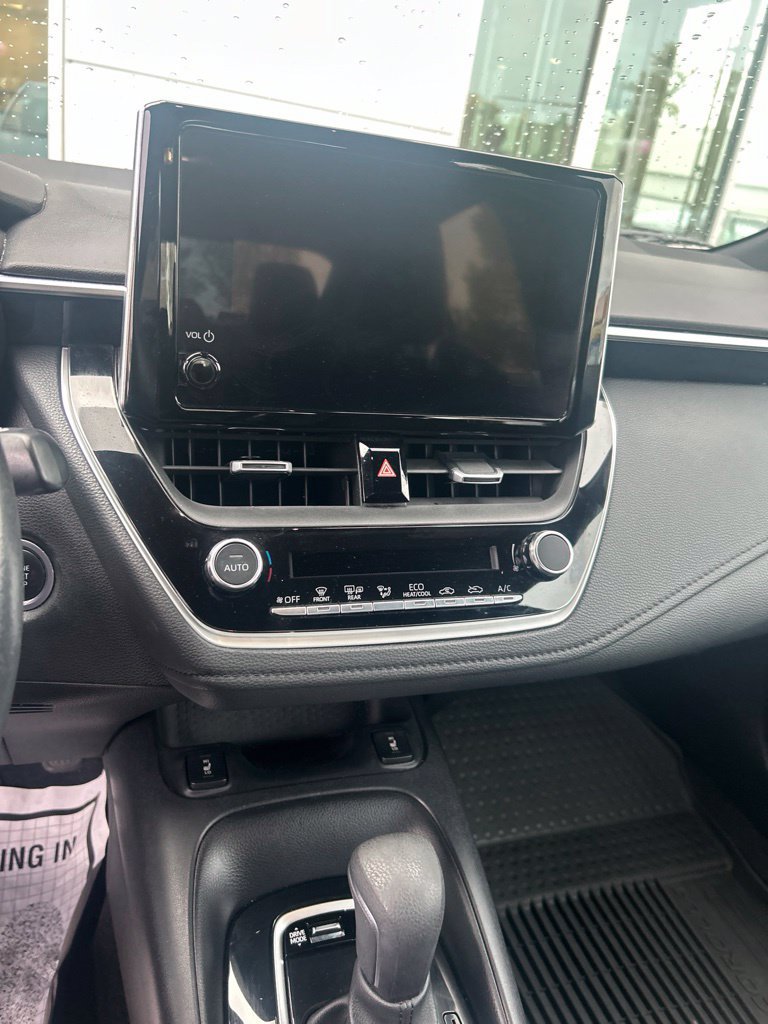 Used 2023 Toyota Corolla XSE FWD image 11