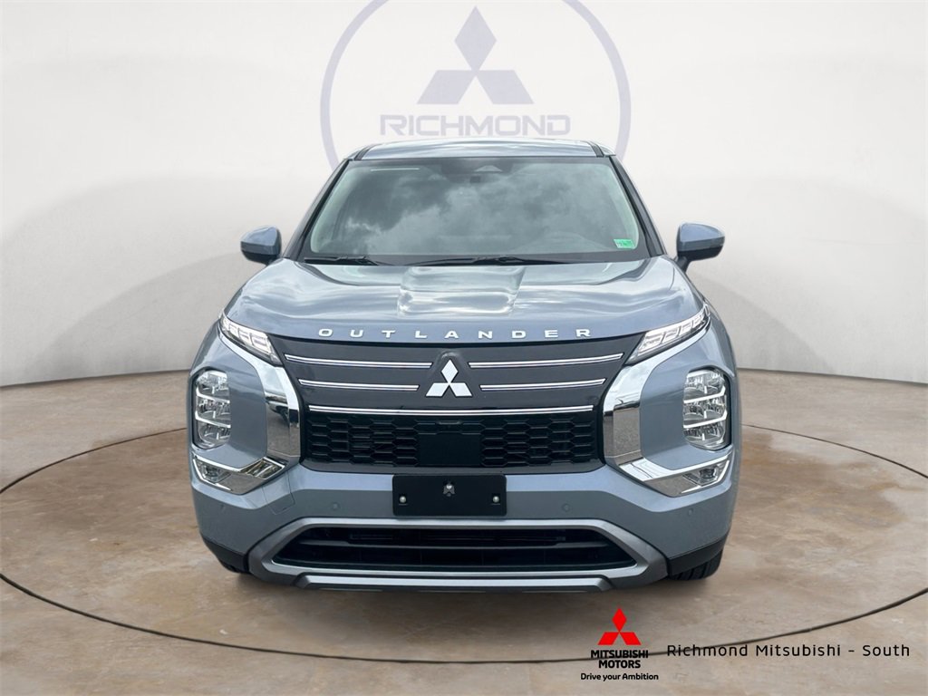 New 2025 Mitsubishi Outlander SE image 8