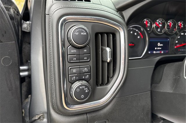 Used 2021 Chevrolet Silverado 1500 LT Trail Boss w/ Convenience Package II image 18