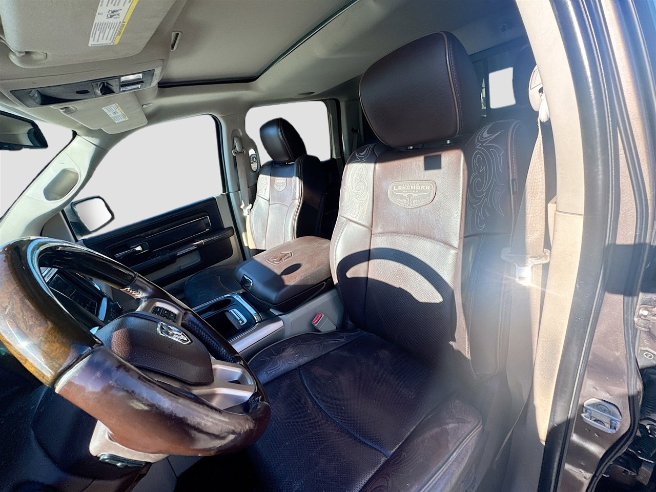 Used 2018 RAM 1500 Laramie Longhorn image 21