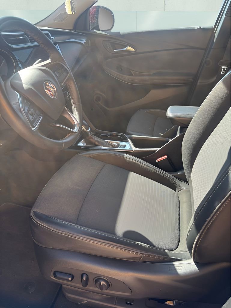 Used 2022 Buick Encore GX Select image 11