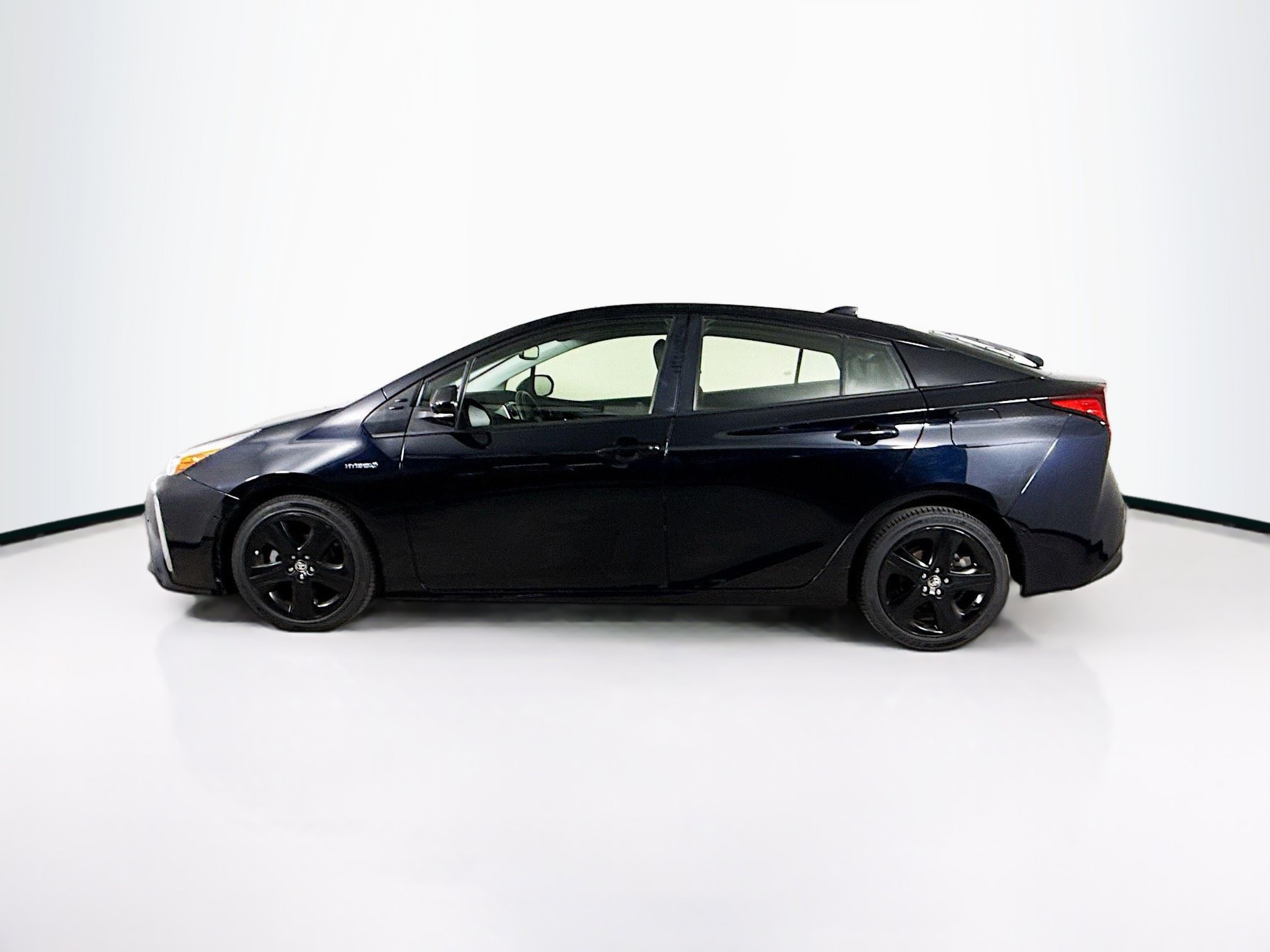 Used 2022 Toyota Prius XLE FWD image 7