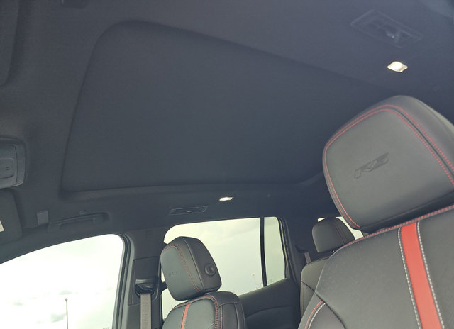 Used 2024 Chevrolet Traverse RS w/ LPO, Floor Liner Package FWD image 15