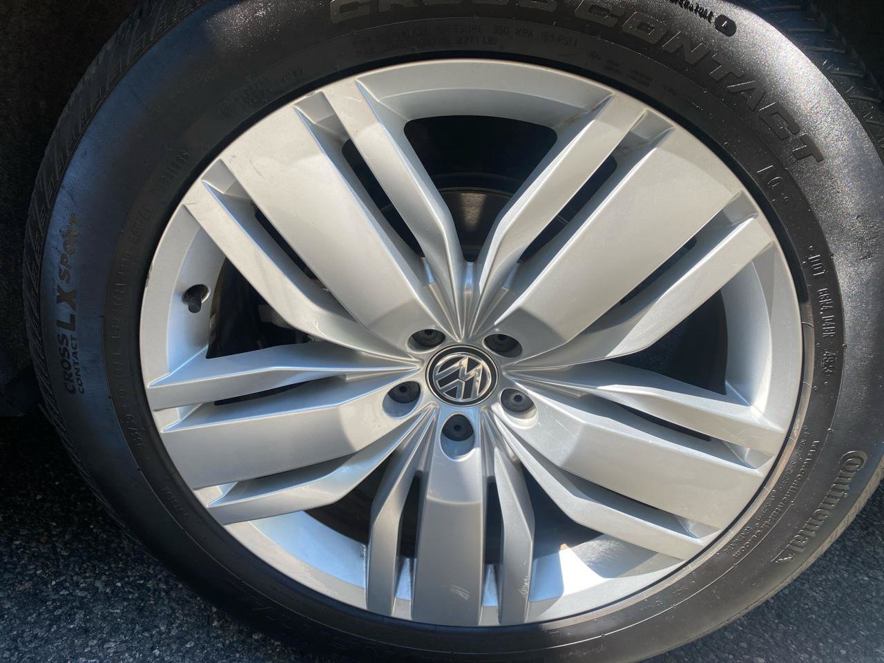 Used 2018 Volkswagen Atlas SEL Premium AWD/4WD image 42