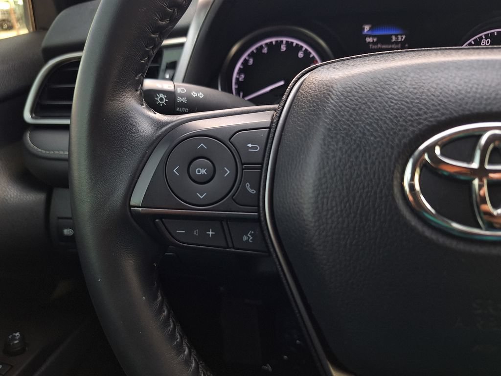 Used 2024 Toyota Camry SE FWD image 16