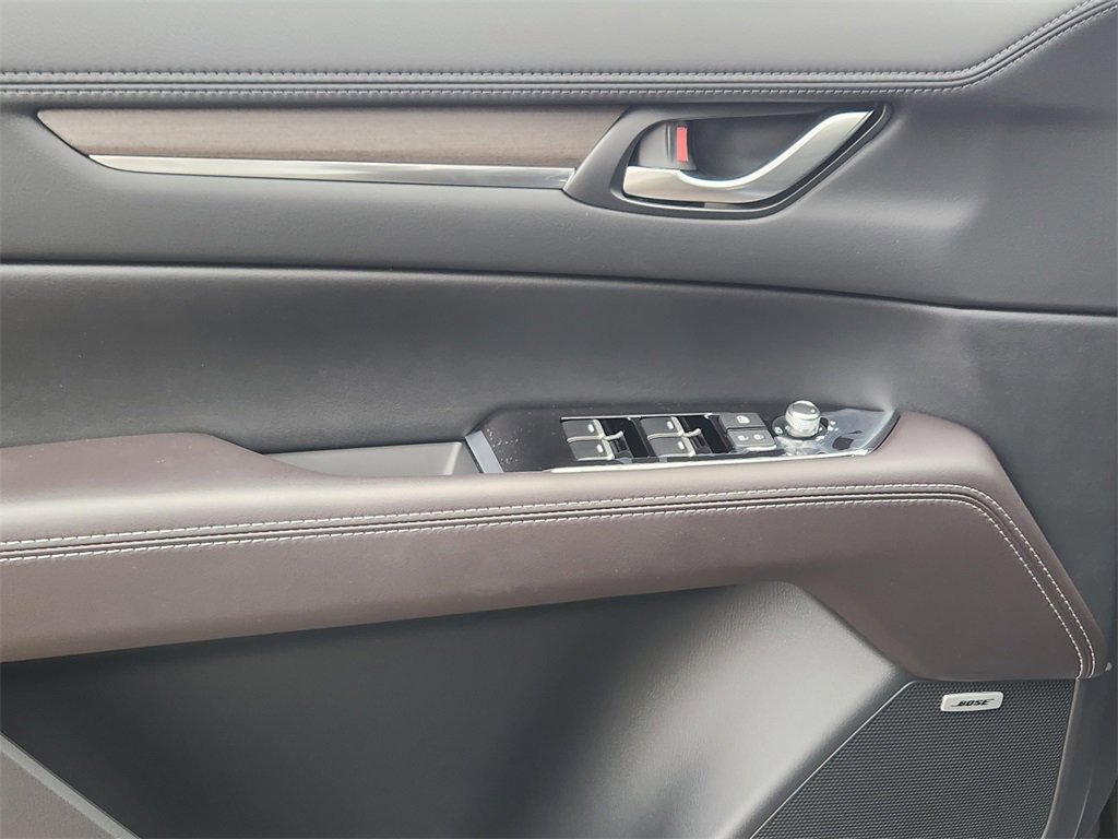 New 2025 MAZDA CX-5 Signature image 4