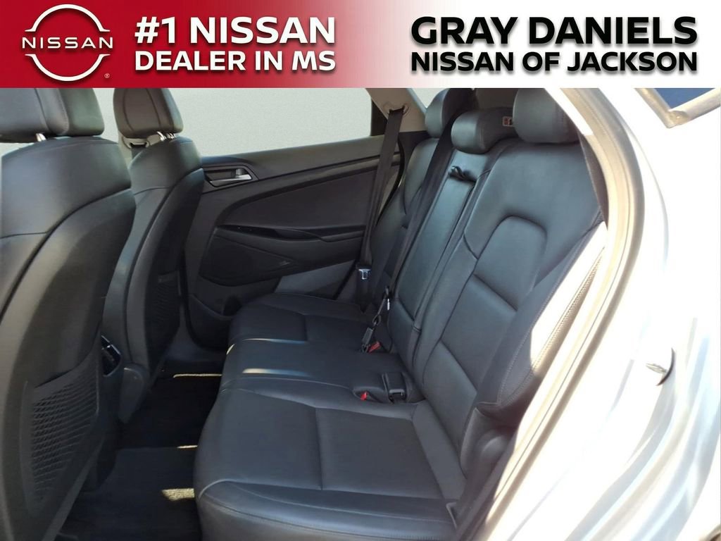 Used 2016 Hyundai Tucson Limited w/ Option Group 03 FWD image 26