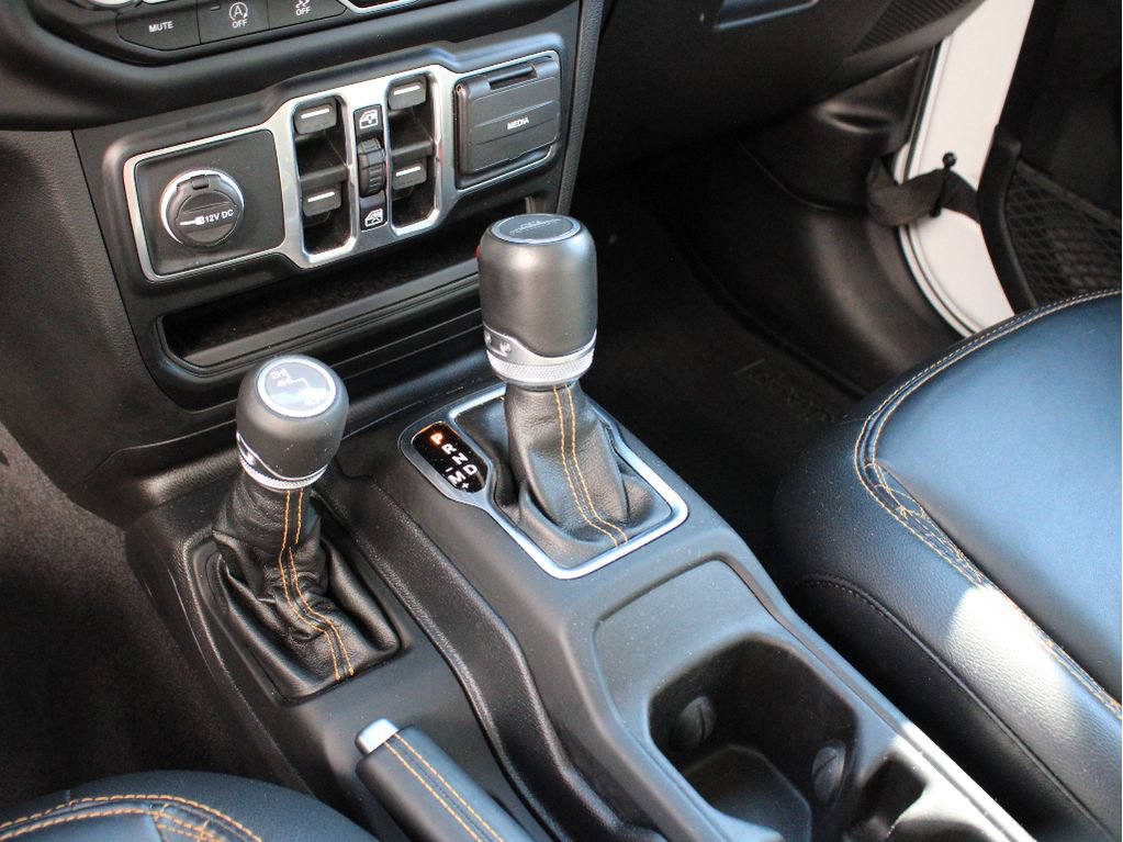 Used 2023 Jeep Gladiator Overland AWD/4WD image 22