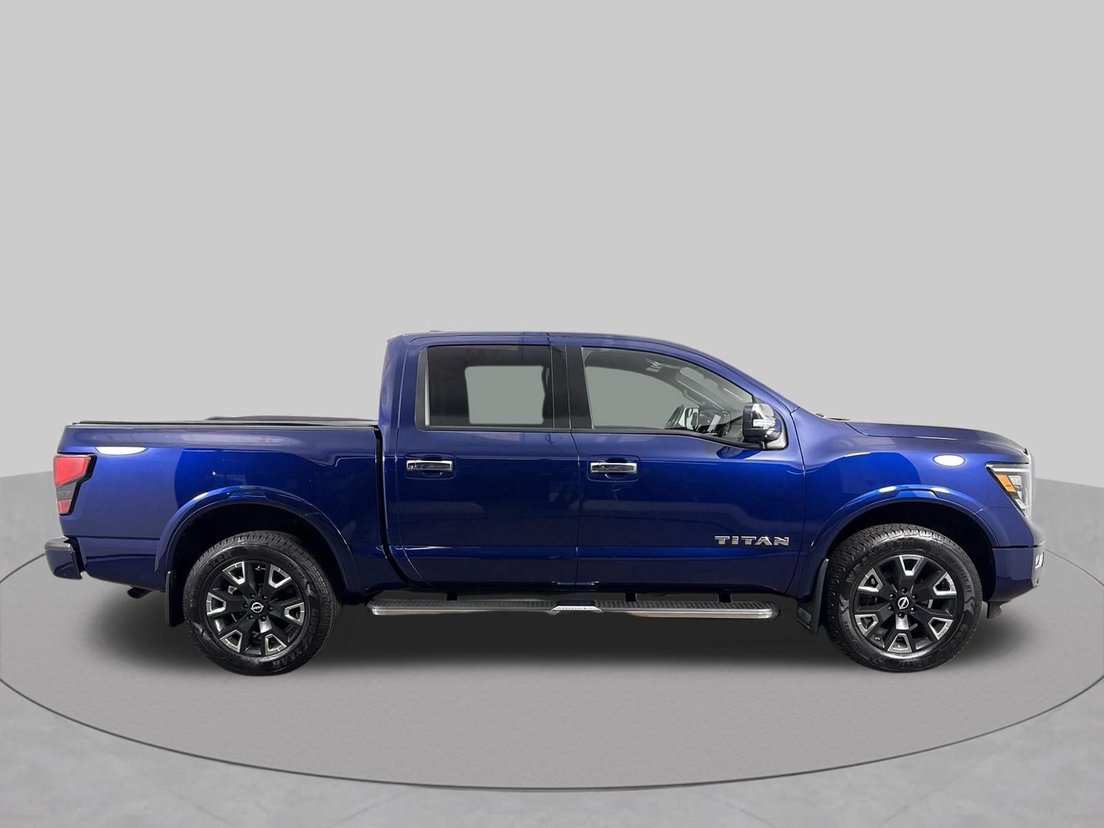 Used 2023 Nissan Titan Platinum Reserve w/ Off Road Protection Package AWD/4WD image 35