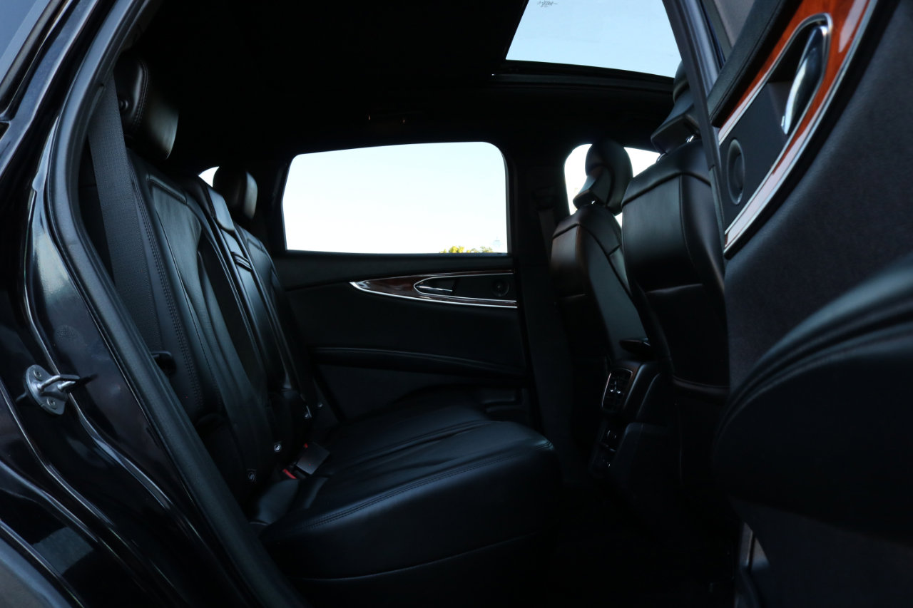 Used 2019 Lincoln Nautilus Reserve image 38