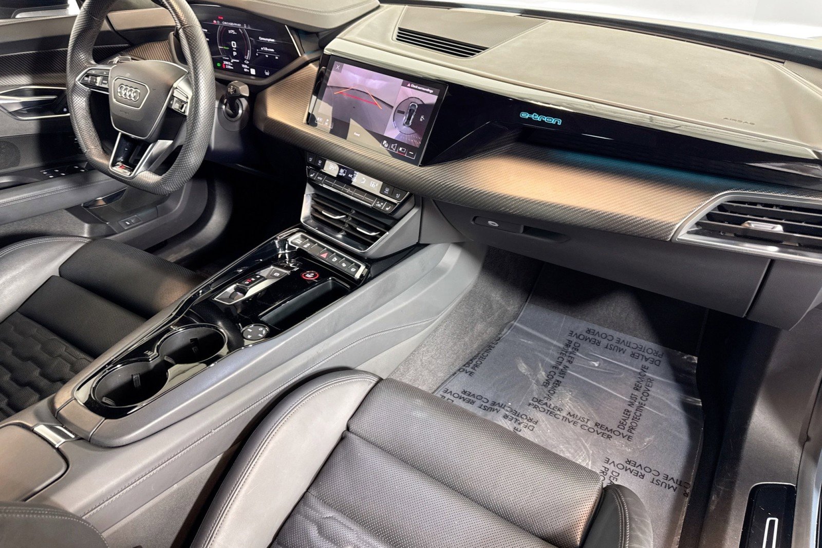 Used 2024 Audi RS e-tron GT image 26