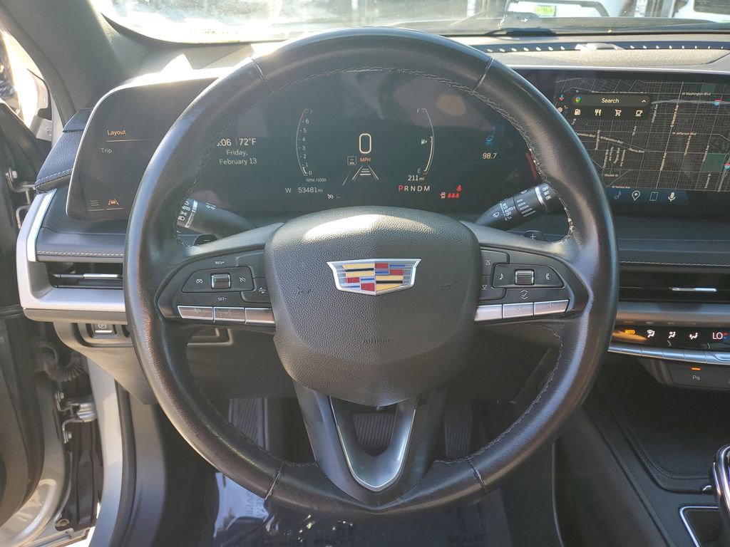 Used 2024 Cadillac XT4 Premium Luxury image 28