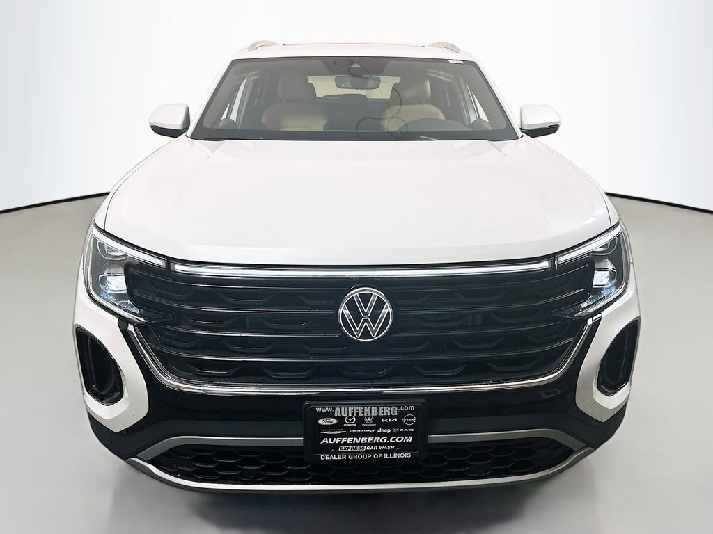 New 2026 Volkswagen Atlas Cross Sport SE image 2