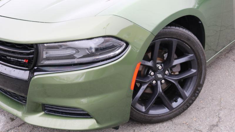 Used 2021 Dodge Charger SXT w/ Blacktop Package image 3