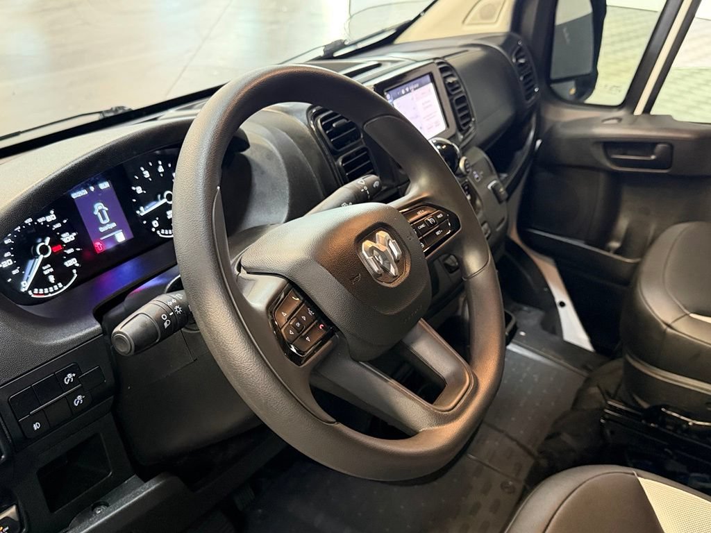 Used 2026 RAM ProMaster 2500 w/ Convenience Group FWD image 18