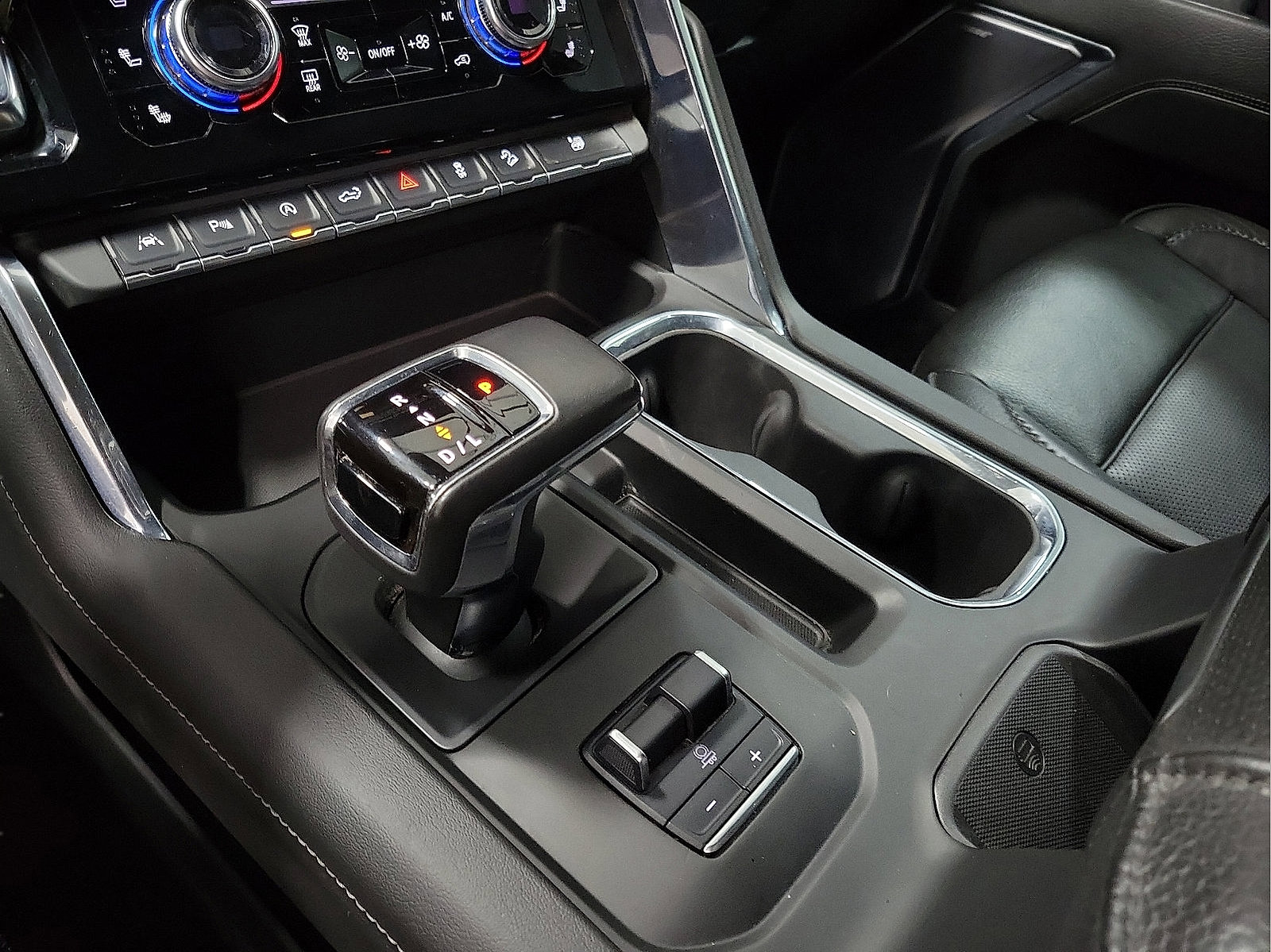 Used 2022 GMC Sierra 1500 Denali AWD/4WD image 17