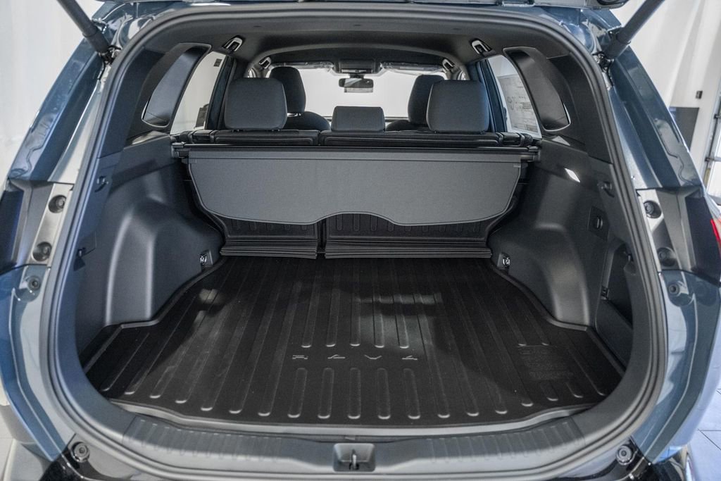 New 2026 Toyota RAV4 SE image 10