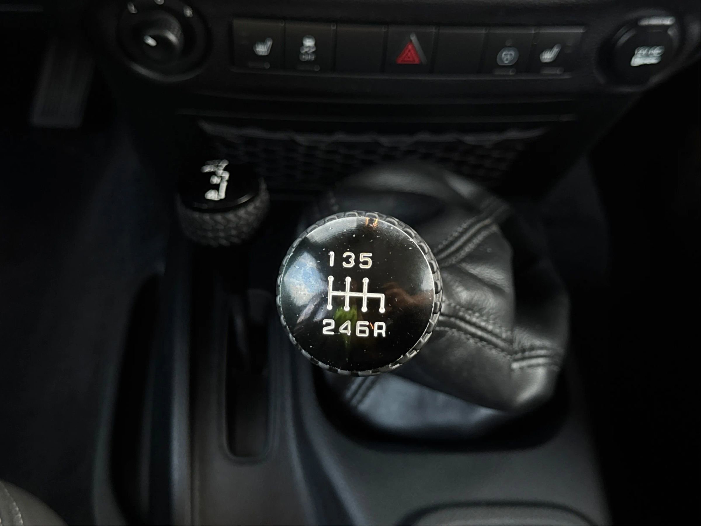 Used 2017 Jeep Wrangler Unlimited Rubicon w/ Connectivity Group image 34