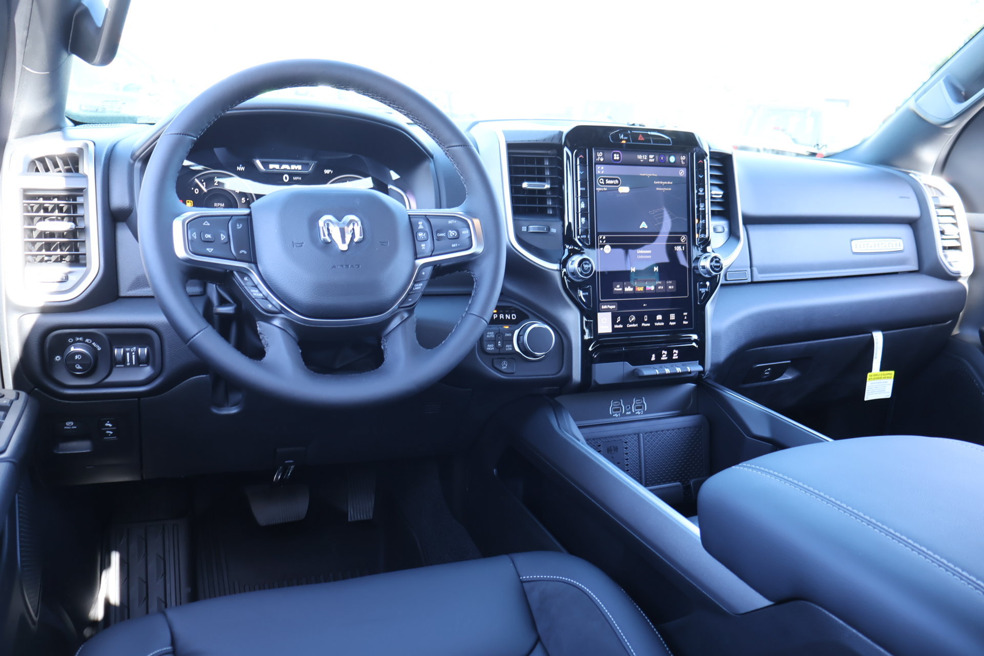 New 2026 RAM 1500 Big Horn AWD/4WD image 2