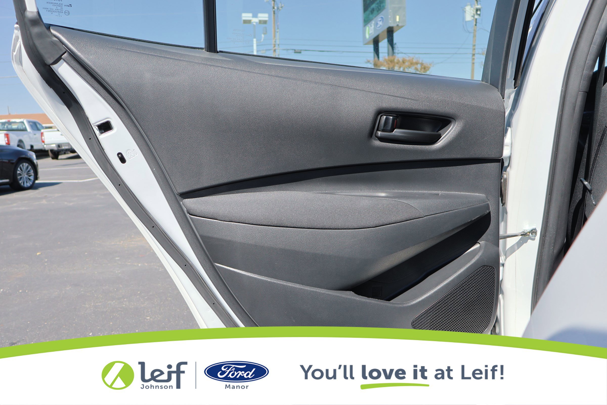 Used 2024 Toyota Corolla LE image 24