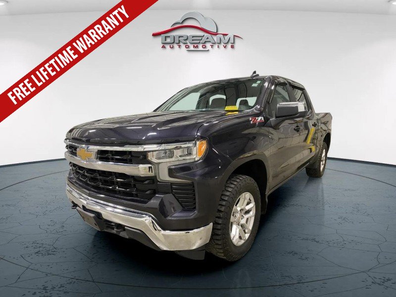 Used 2024 Chevrolet Silverado 1500 LT w/ Z71 Off-Road Package AWD/4WD image 5