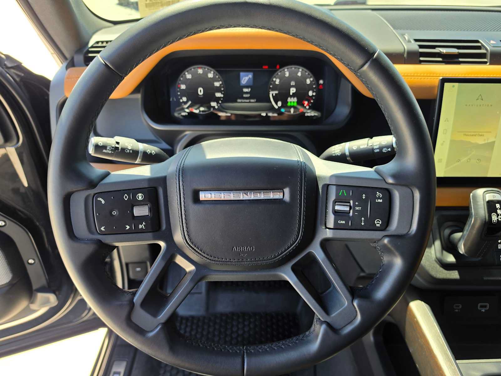 Used 2024 Land Rover Defender 130 X AWD/4WD image 25