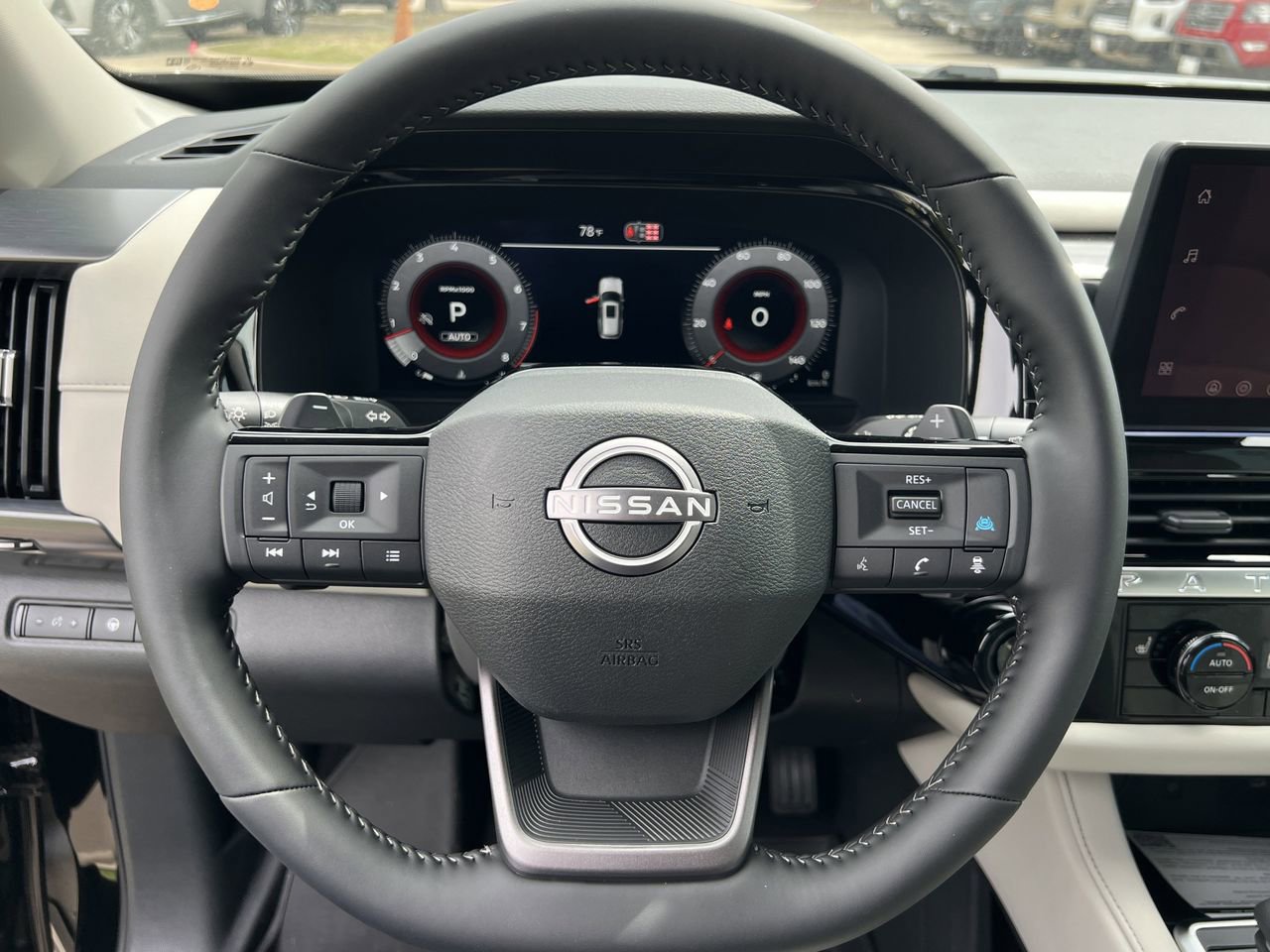 New 2026 Nissan Pathfinder SL AWD/4WD image 9