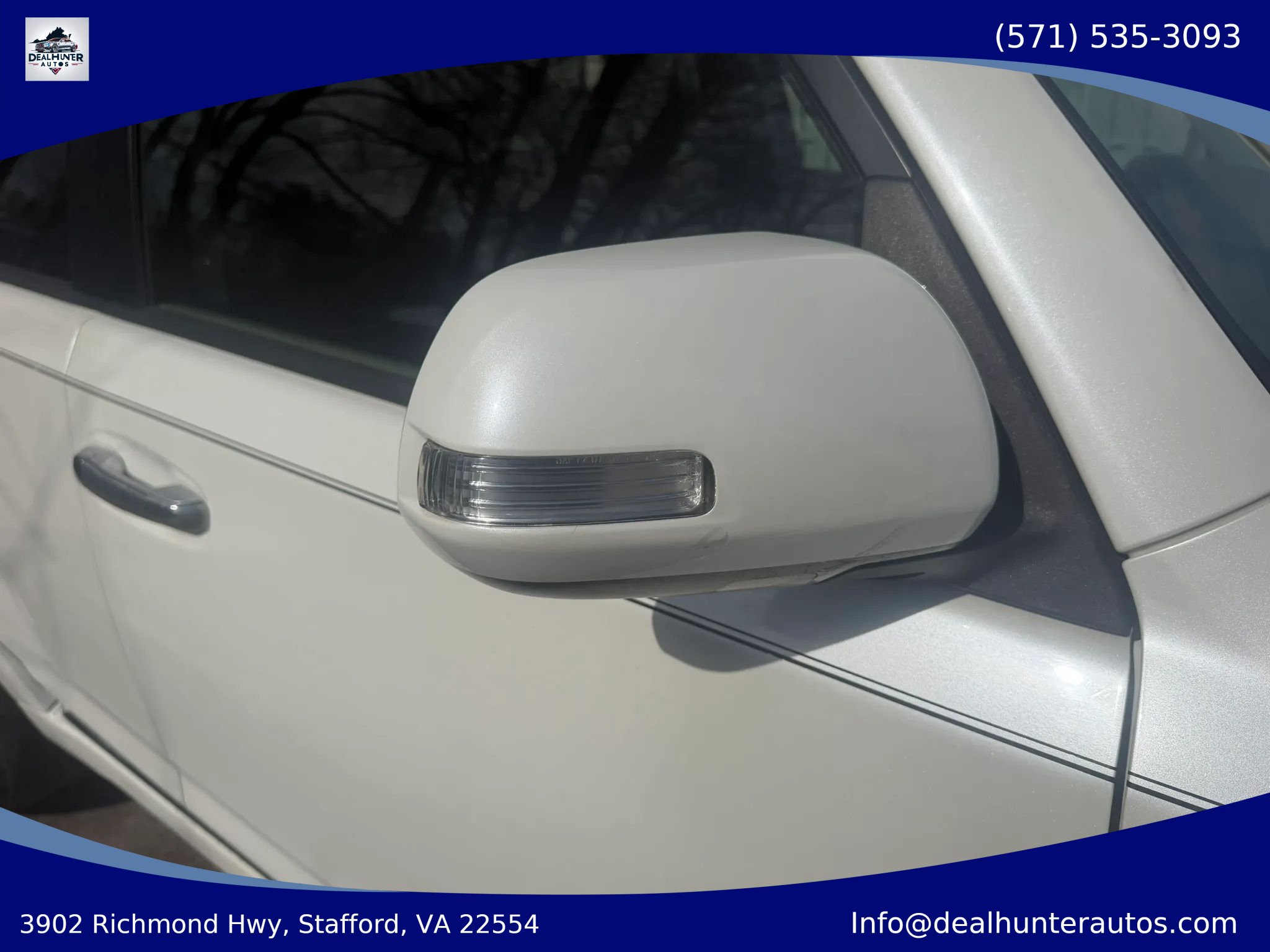 Used 2012 Toyota 4Runner SR5 AWD/4WD image 7